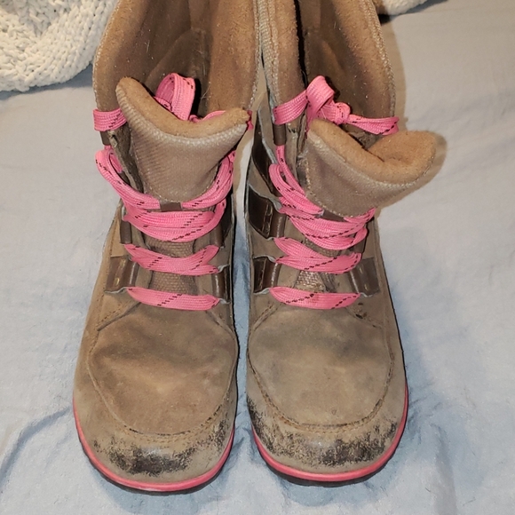 SOREL boots - Picture 2 of 4
